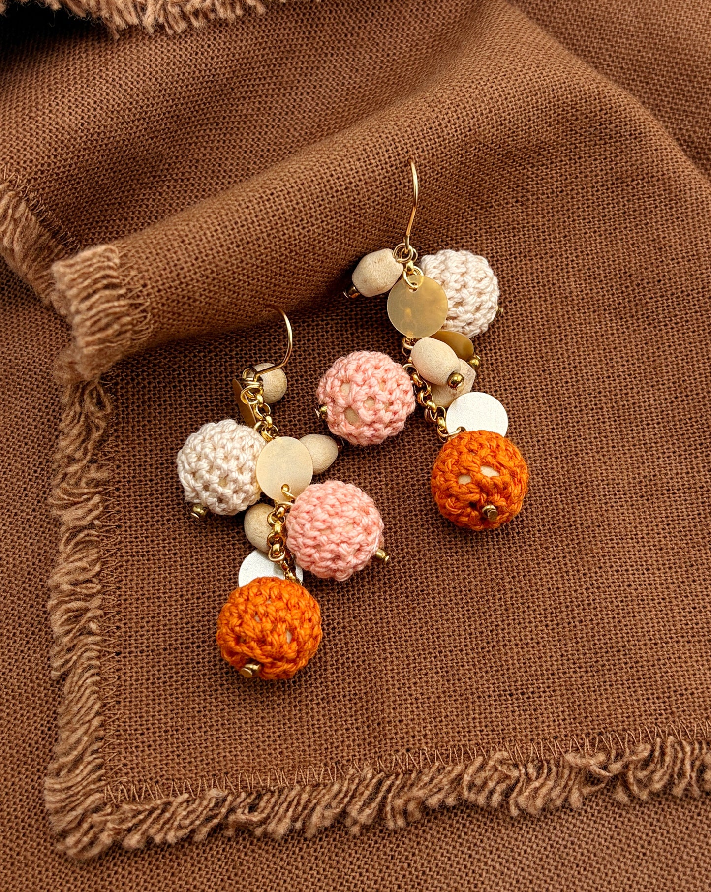 Cassie Dangling Earrings
