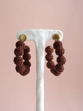 Load image into Gallery viewer, Aia crochet bonbon hoop earrings- Cocoa
