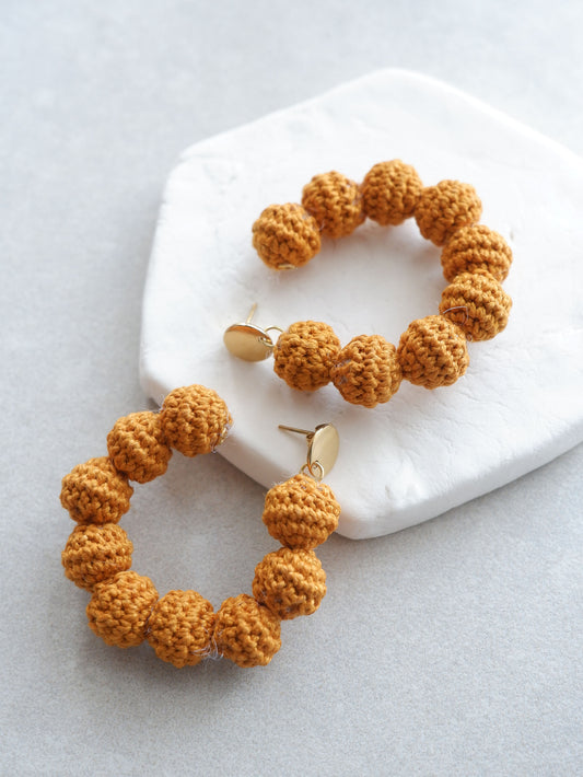 Aia crochet bonbon hoop earrings- Warm Tones