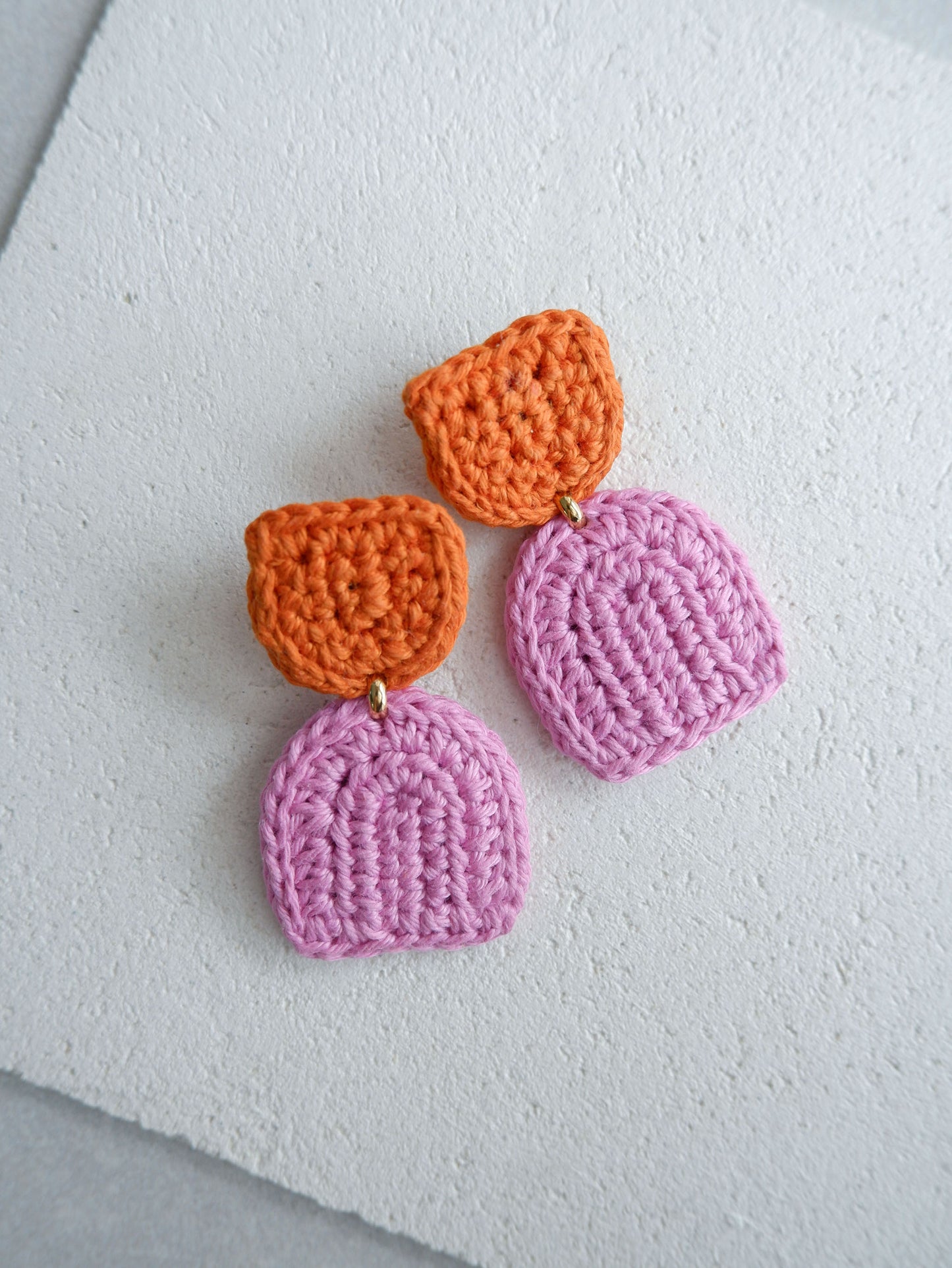 Addie colorblock crochet Mod earrings- Warm Tones