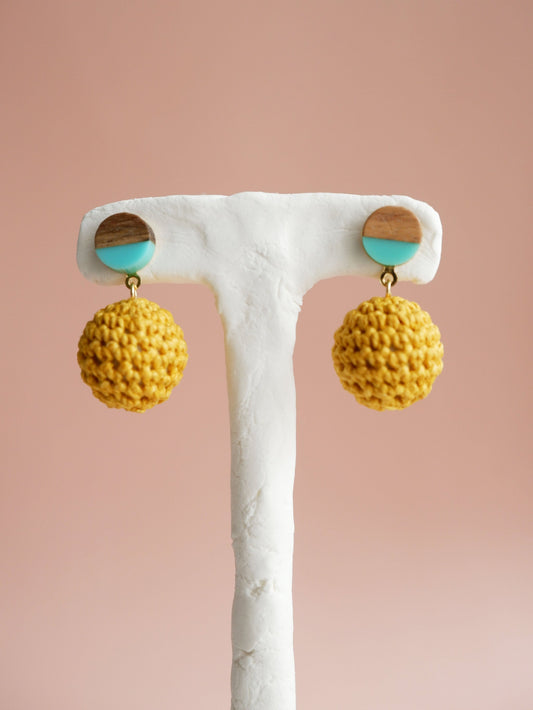 Hana crochet bead earrings- Marigold