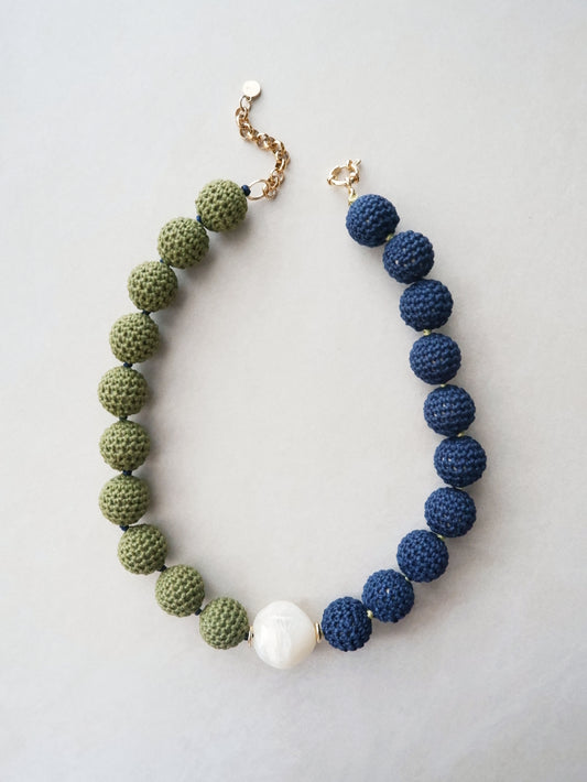 Bonnie Two-Tone Beaded Collar Necklace- olive & navy