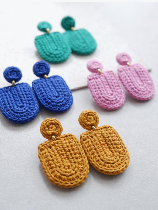 Aida crochet Mod earrings